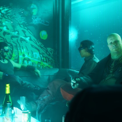 Cyberpunk characters in a neon-lit bar scene from No Law game