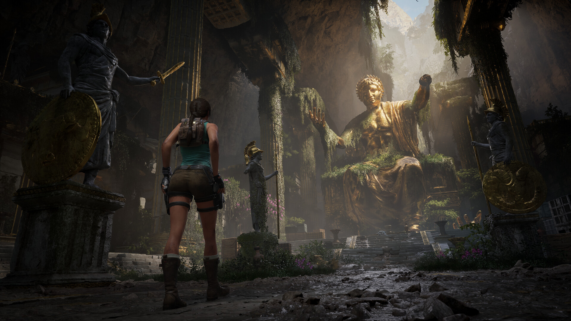 Lara Croft exploring the ancient ruins in Tomb Raider: Legacy of Atlantis